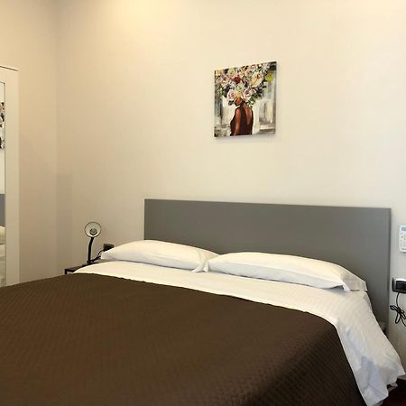 Bed and Breakfast Bruno House à Naples Extérieur photo